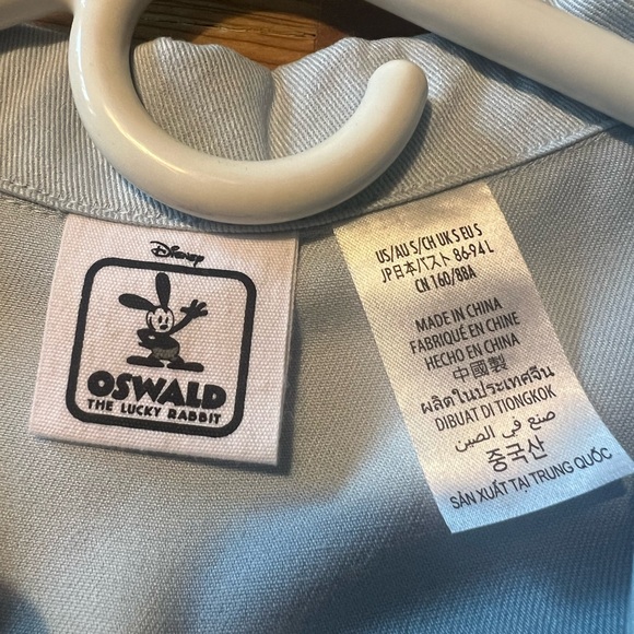 Disney, Oswald the Lucky Rabbit shirt, brand new with tags from Disneyland - Picture 5 of 6